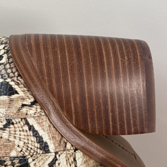 Vince Camuto Snake Print Anke Booties Size 5.5 - Picture 10 of 10